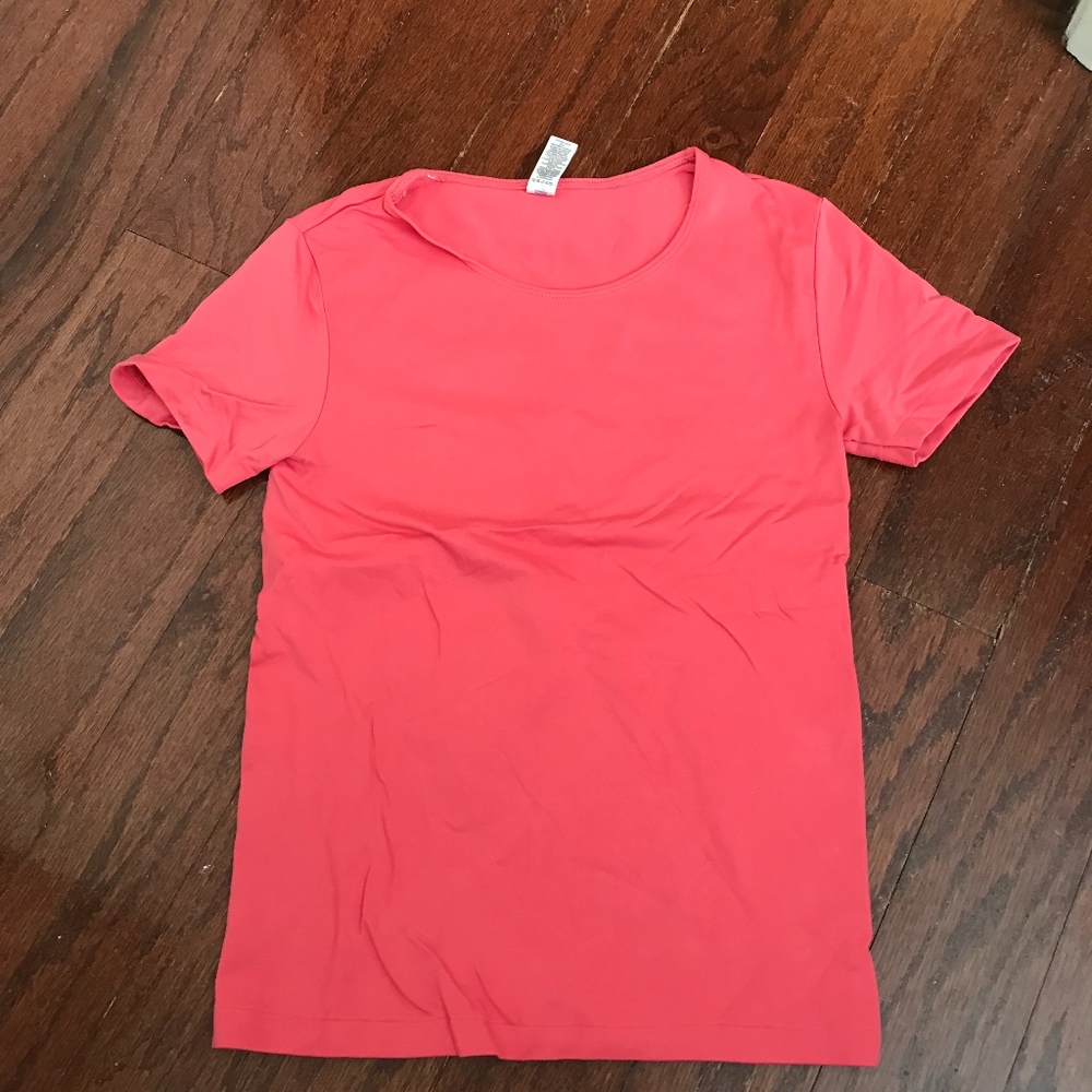 GAP body shirt